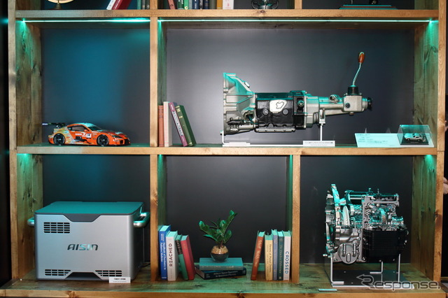 「A'sガレージ」をコンセプトにブースを展開したアイシン（ジャパンモビリティショー2025）