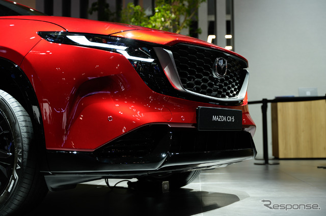 マツダ CX-5 新型】反対を押し切った「一本のプレスライン」が生み出す