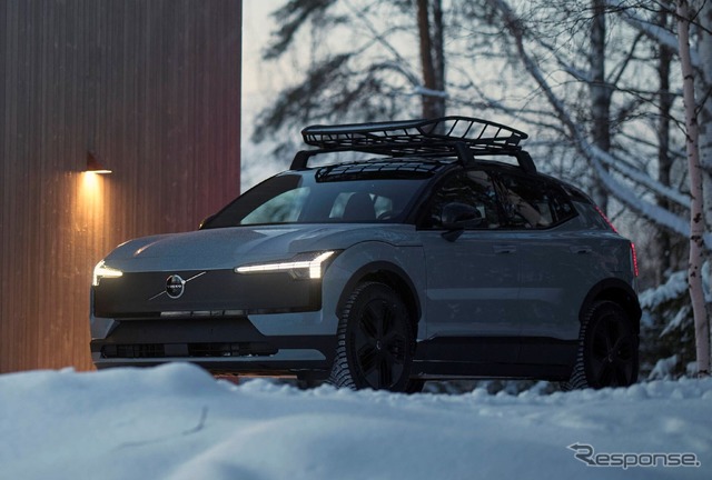 ボルボ EX30クロスカントリー