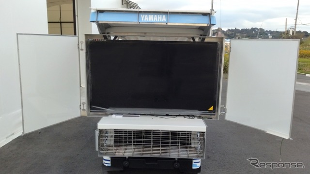 ジュビロ磐田に納入したデータアナリストサポートゴルフカー