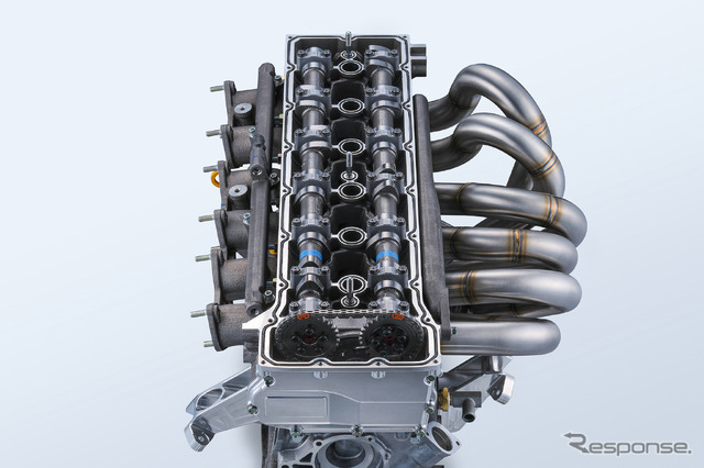 L型6気筒エンジン用DOHCシリンダーヘッド変換パーツキット 2026年モデル（NISMO試作仕様取り付け例）