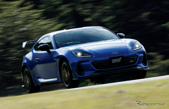 スバル BRZ の「STI Sport TYPE RA」