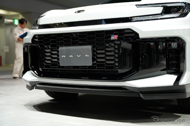 トヨタ RAV4 GRスポーツ（ジャパンモビリティショー2025）