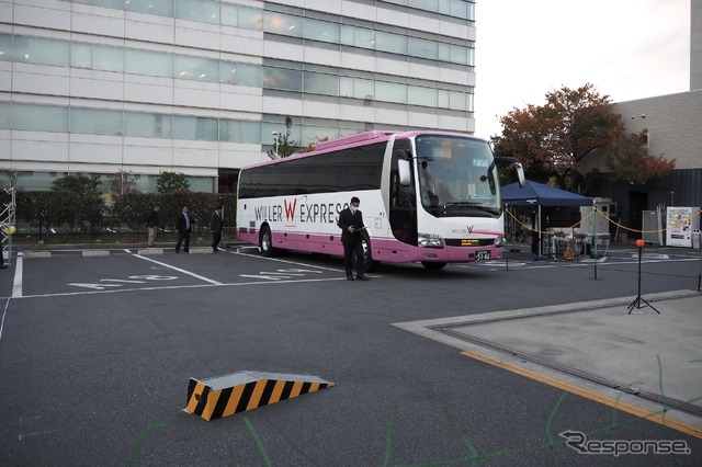 WILLER トップガンコンテスト2025 予選、バック駐車からカースロープ