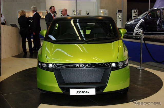【フランクフルトモーターショー09】インドREVA社製EV第2弾、NXG…世界初の充電システム