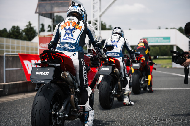 ドゥカティ パニガーレV2S