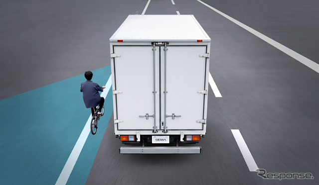 セイワのトラック向けデジタルサイドミラー「RAY30」