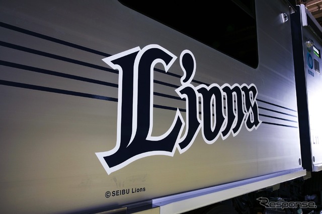 L00系新型レオライナー　(c) SEIBU LIONS
