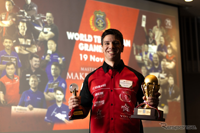 コミュータークラスのチャンピオン、アルゼンチンのファン・クルス・ルナド・ロチャ選手