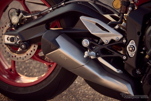 トライアンフ ストリートトリプル765 RX