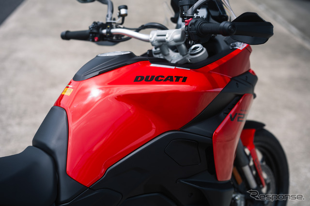 ドゥカティ ムルティストラーダV2S