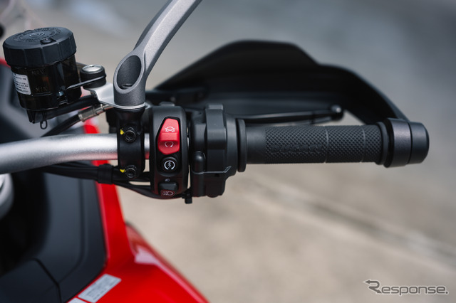 ドゥカティ ムルティストラーダV2S