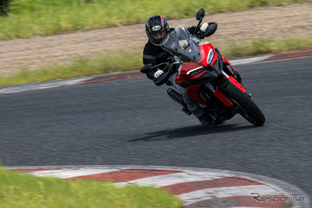 ドゥカティ ムルティストラーダV2S