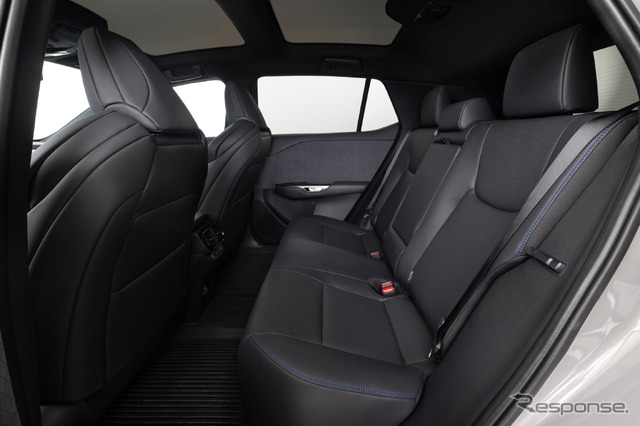 レクサス RZ 550e F SPORT AWD（米国仕様）