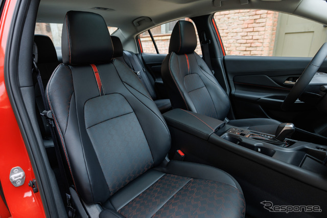 日産 セントラ 新型