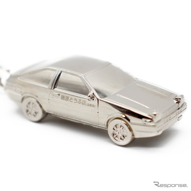『頭文字D』のAE86『スプリンター・トレノ』を忠実に再現した3Dメタルキーチェーン