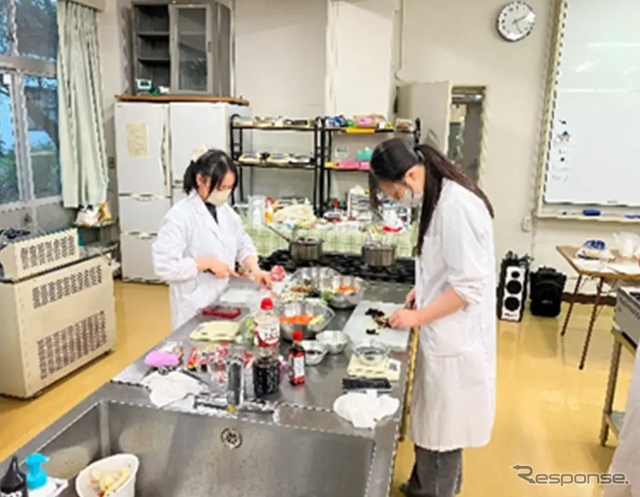 メニュー開発の様子