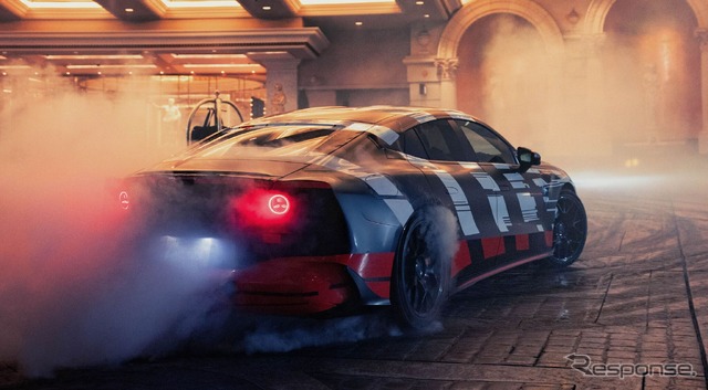 メルセデスAMG GT 4ドアクーペ 次期型のプロトタイプ