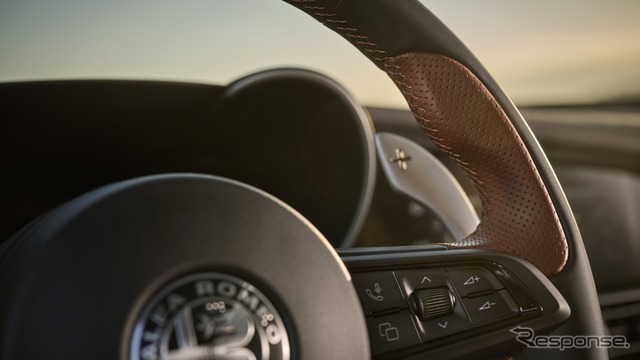 アルファロメオ・ジュリアの「INTENSA」