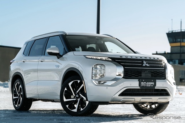 三菱 アウトランダーPHEV（北米仕様）