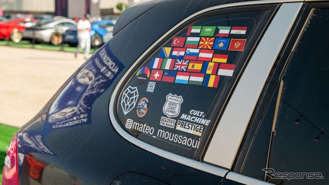 2009年型の初代ポルシェ『カイエン』とマテオ・ムサウイ氏