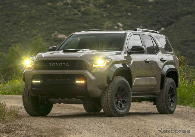 トヨタ 4ランナーTRDプロ