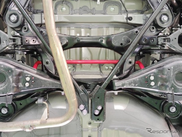 トヨタ・アルファード リア用装着例