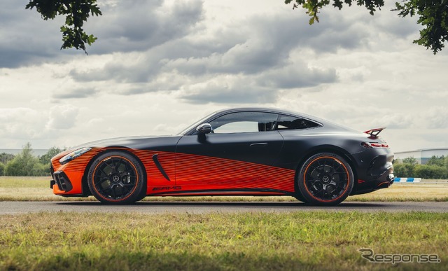 メルセデスAMG『GT 63 PRO 4MATIC+ クーペ』の特別デザイン仕様