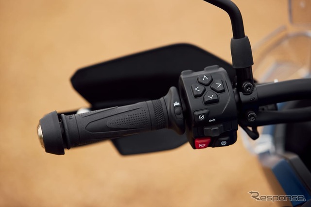 トライアンフ タイガースポーツ800 ツアー