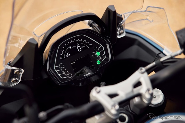 トライアンフ タイガースポーツ800 ツアー