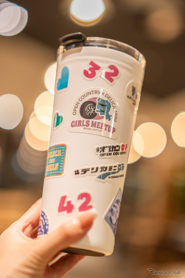 オリジナルのタンブラーを製作するワークショップも実施