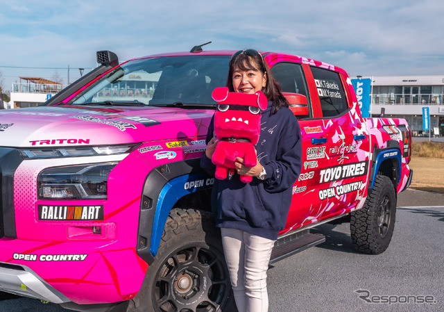 モータージャーナリストで「オプカン女子部長」としても知られる竹岡圭氏