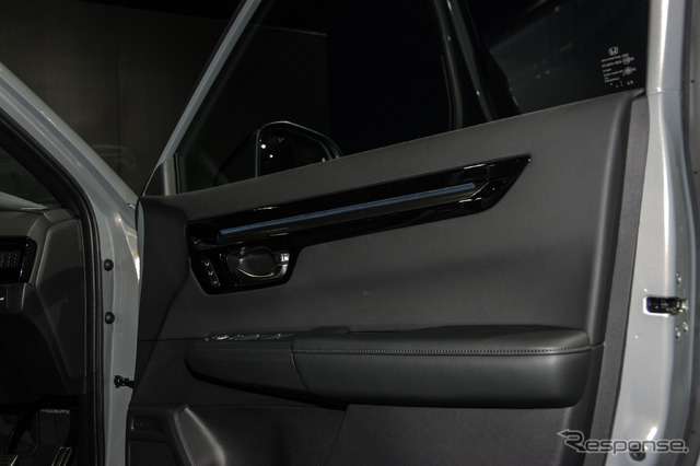 ホンダ CR-V e:HEV RS ブラックエディション