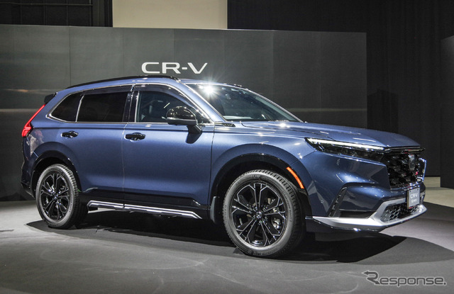 ホンダ CR-V e:HEV RS ブラックエディション、純正アクセサリー装着車「タフプレミアム」