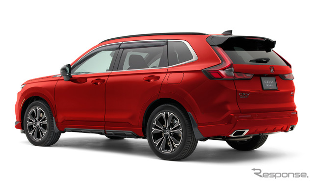 ホンダ CR-V e:HEV RS、純正アクセサリー装着車「アーバンプレミアム」