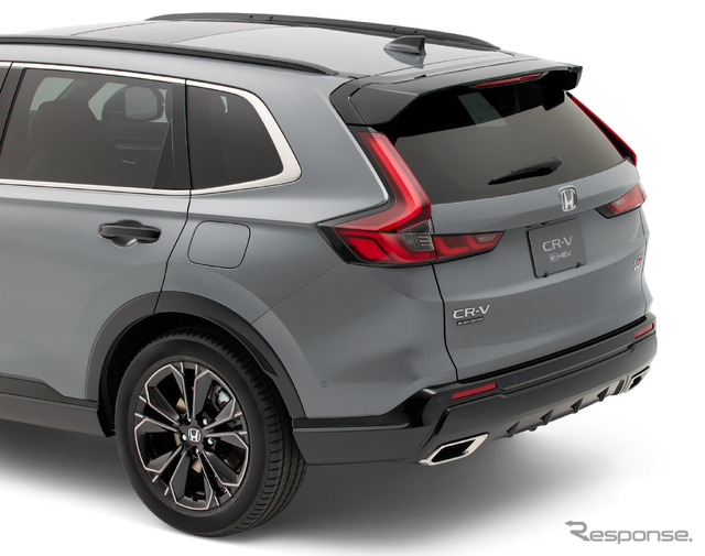 「タフプレミアム」テールゲートスポイラー