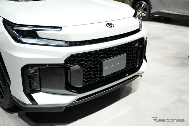 トヨタ RAV4 GRスポーツ（ジャパンモビリティショー2025）