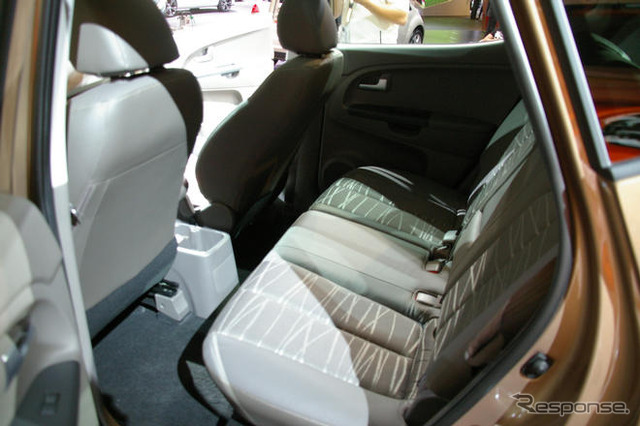 【フランクフルトモーターショー09】キアの小型MPV、ヴェンガがデビュー