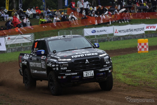 哀川翔が総監督を務めるFLEX SHOW AIKAWA Racing