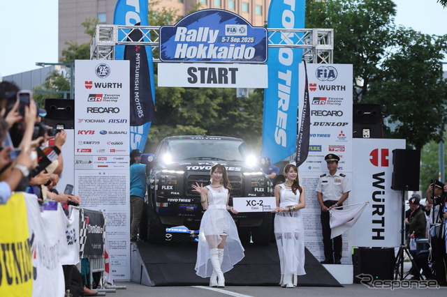 哀川翔が総監督を務めるFLEX SHOW AIKAWA Racing