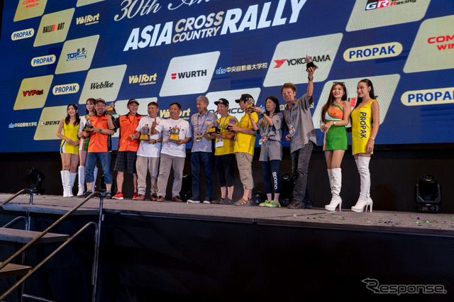 哀川翔が総監督を務めるFLEX SHOW AIKAWA Racing