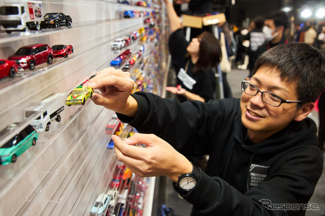 TOMICA OWNERS MEETING：トミカウォール