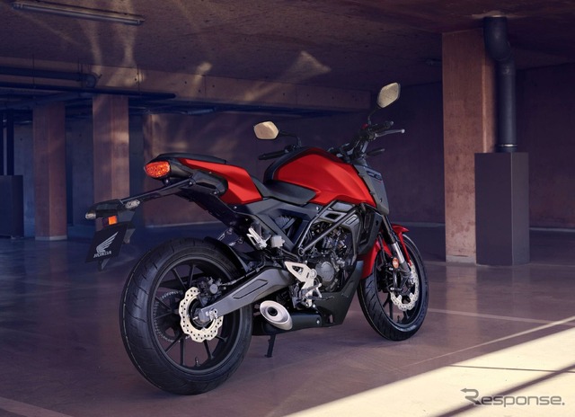 ホンダ CB125R の2026年モデル（欧州仕様）