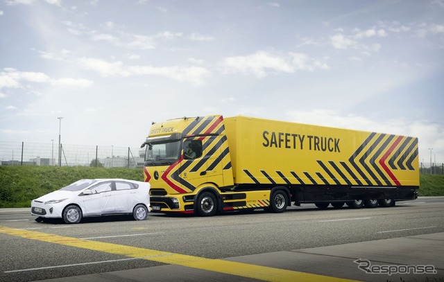 メルセデスベンツのトラックとバス向け最新安全装備