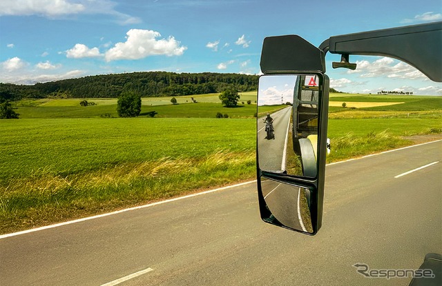 FORVIA HELLAの農業機械向けレーダー式アシストシステム