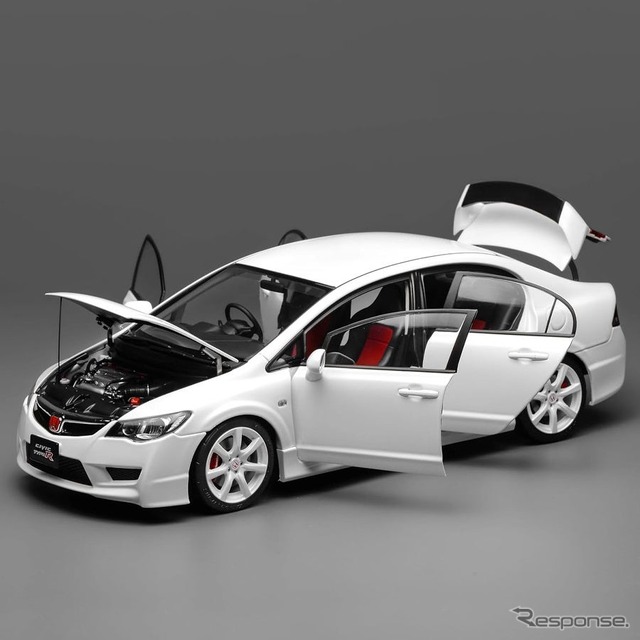 3代目ホンダ『シビック・タイプR』（FD2）2007年後期モデルの1/18スケールミニカー