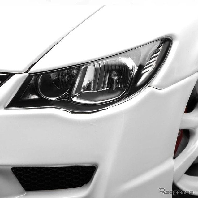 3代目ホンダ『シビック・タイプR』（FD2）2007年後期モデルの1/18スケールミニカー