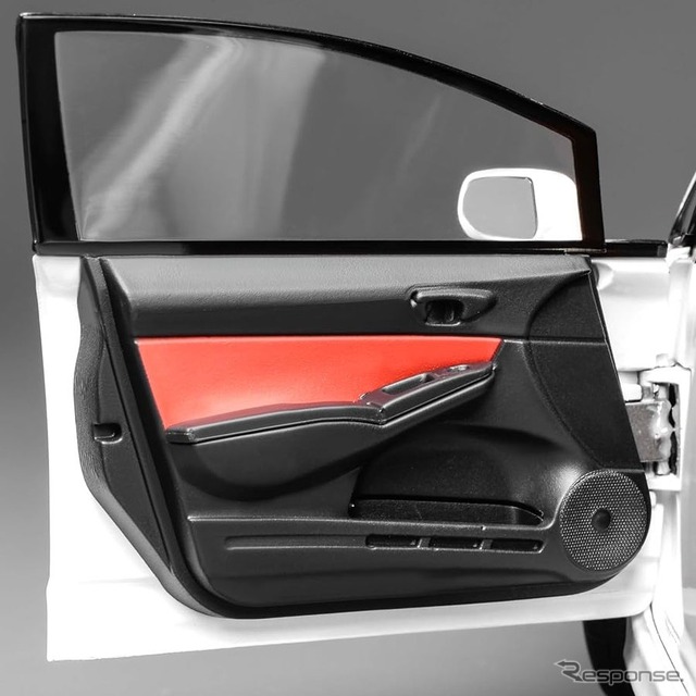 3代目ホンダ『シビック・タイプR』（FD2）2007年後期モデルの1/18スケールミニカー