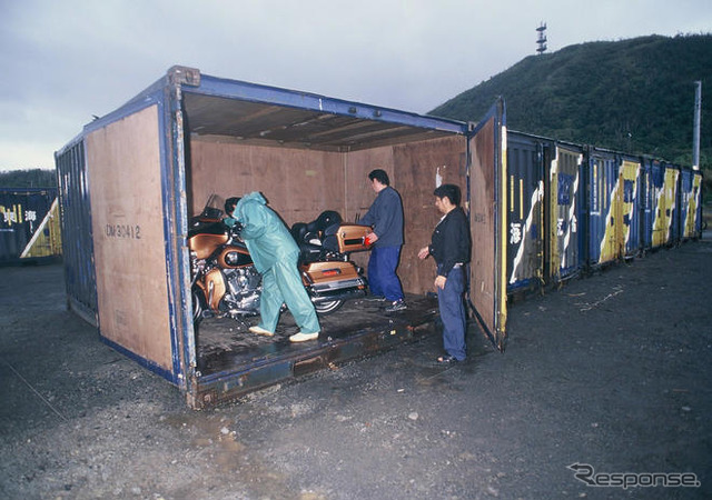 【チャレンジ三宅島09】 往復5000円でバイクと共に海を渡ろう