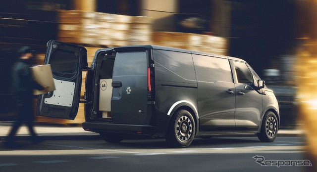 ルノー・トラフィック バン E-Techエレクトリック（参考）